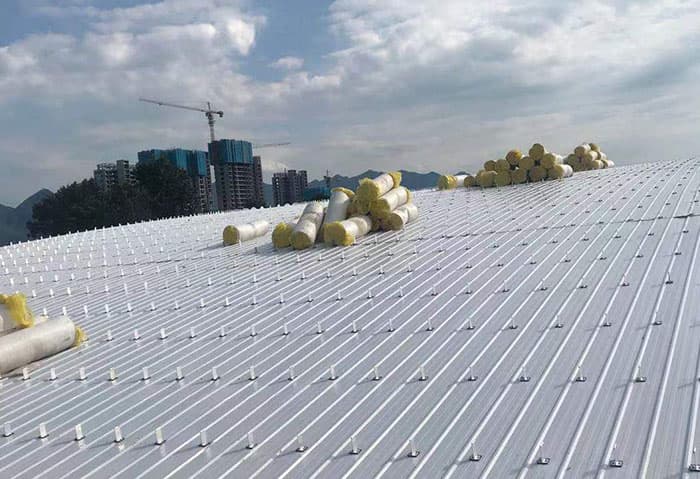  网架施工
